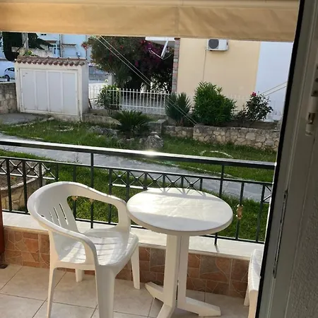 Sakis 3 Apartment Polychrono Exterior photo