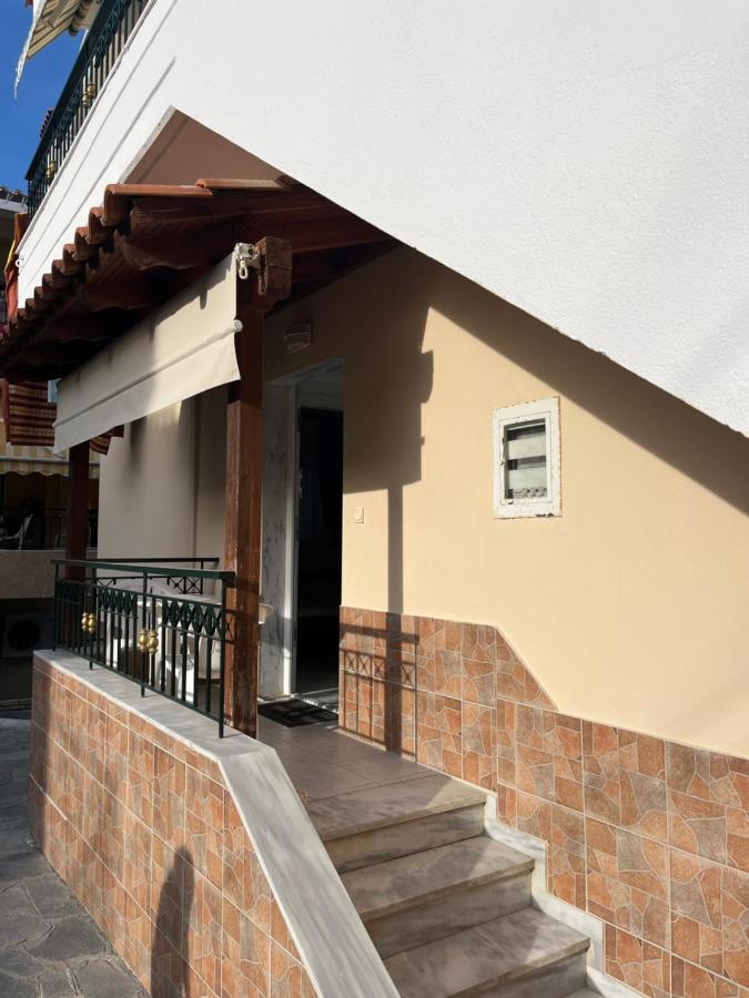 Apartment Sakis 3 *